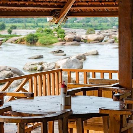 מלון Leo Woods Hampi River View מראה חיצוני תמונה